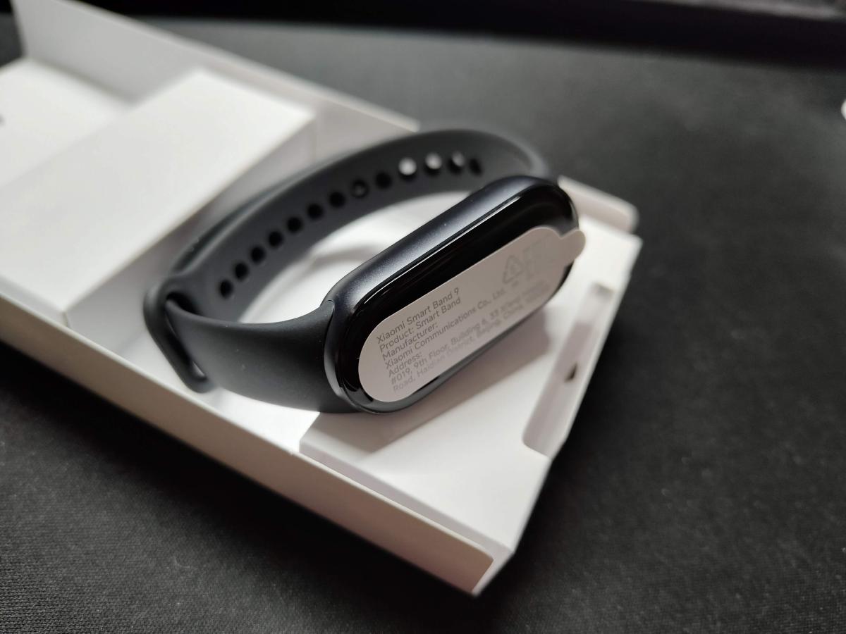 Featured image for Xiaomi Smart Band 9を買った話
